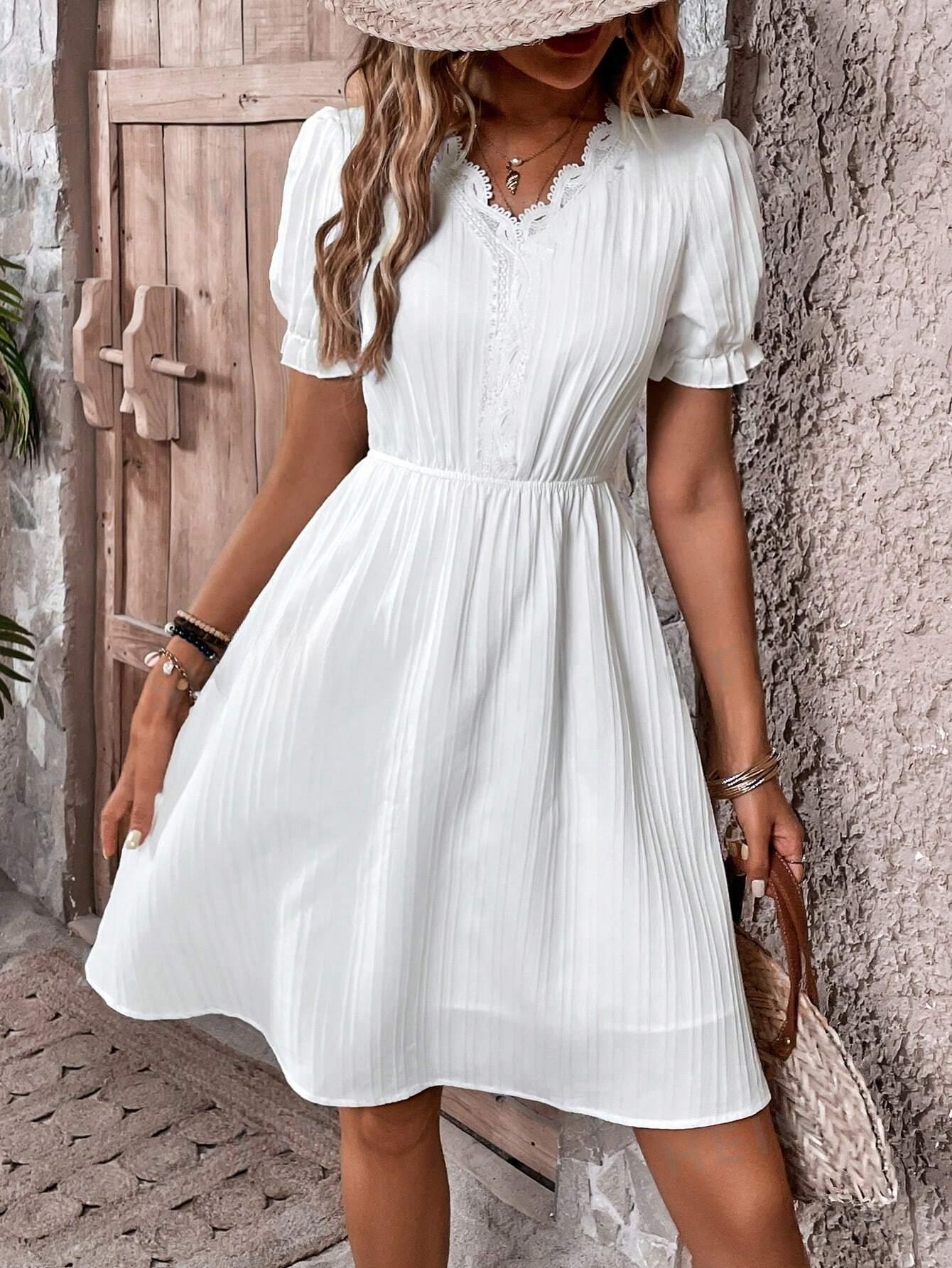 Robe Blanche Dentelle Bohème Courte